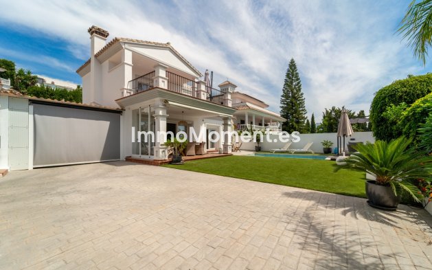 Resale - Detached villa - Mijas - Cerros del Aguila