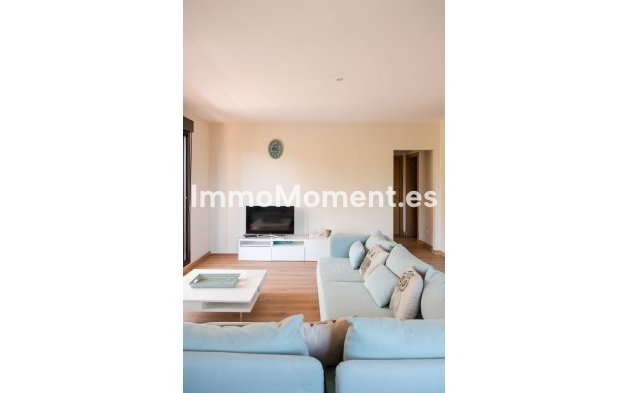 Wiederverkauf - Wohnung - Estepona  - Estepona Centro