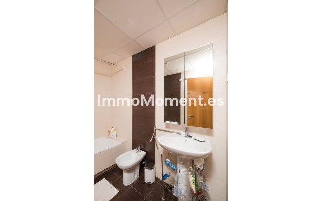 Wiederverkauf - Wohnung - Estepona  - Estepona Centro