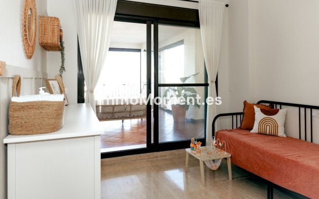 Wiederverkauf - Wohnung - Estepona  - Valle Romano