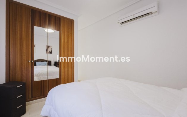 Resale - Detached villa - Torrevieja - Aguas Nuevas