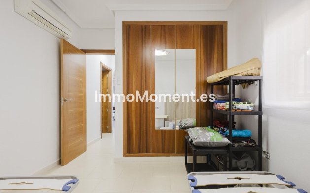 Resale - Detached villa - Torrevieja - Aguas Nuevas