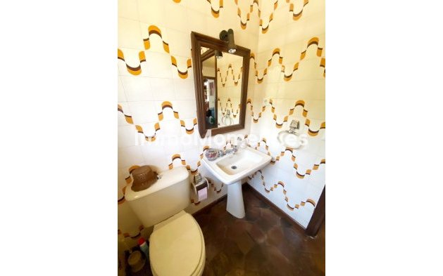 Wiederverkauf - Freistehende Villa - Fuengirola - Fuengirola Centro