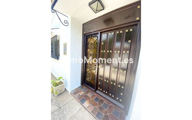 Wiederverkauf - Freistehende Villa - Fuengirola - Fuengirola Centro