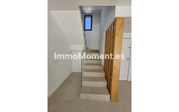 Resale - Detached villa - Estepona - Atalaya
