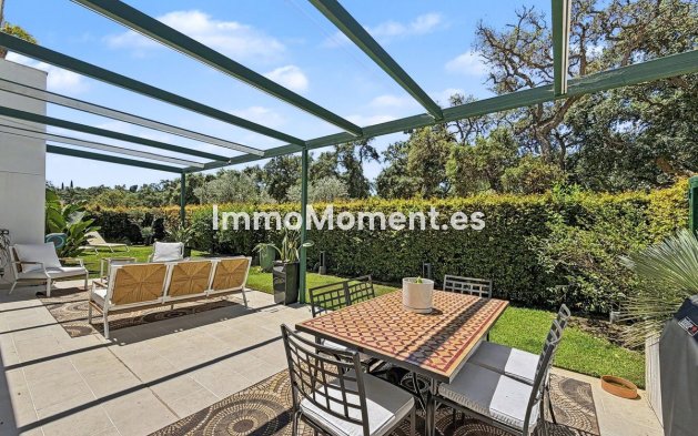 Resale - Apartment - Sotogrande