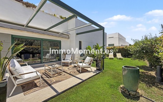 Resale - Apartment - Sotogrande