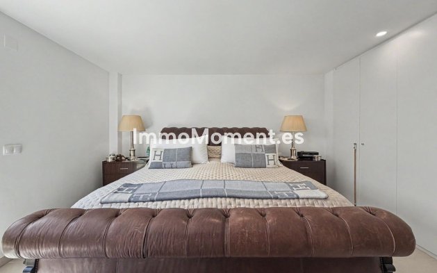 Resale - Apartment - Sotogrande