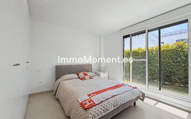 Resale - Apartment - Sotogrande