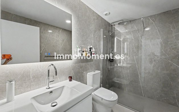 Resale - Apartment - Sotogrande