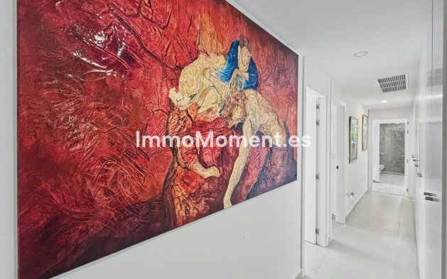 Resale - Apartment - Sotogrande