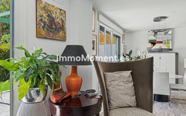 Resale - Apartment - Sotogrande