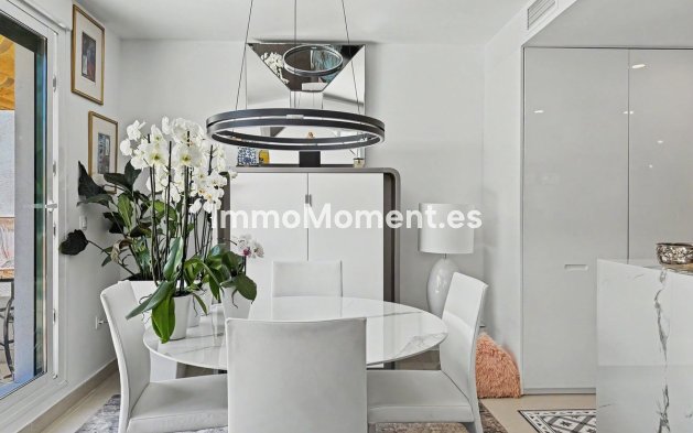Resale - Apartment - Sotogrande