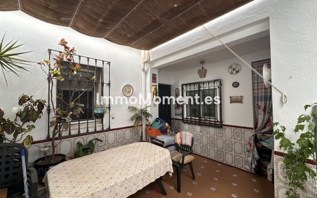 Reventa - Villa independiente - Málaga - Málaga Centro
