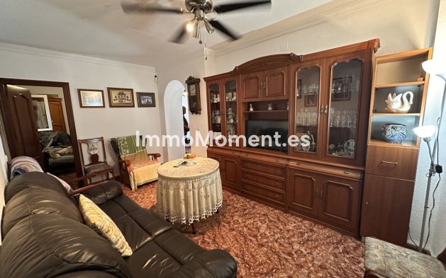 Reventa - Villa independiente - Málaga - Málaga Centro