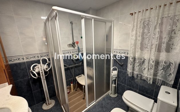 Reventa - Villa independiente - Málaga - Málaga Centro