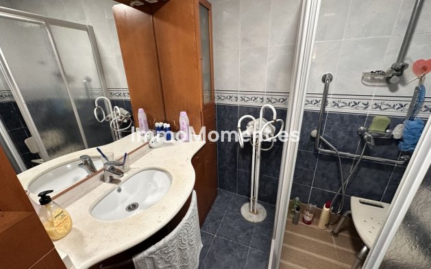 Reventa - Villa independiente - Málaga - Málaga Centro