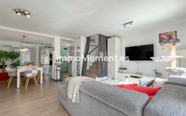 Resale - Detached villa - Orihuela - Villamartín
