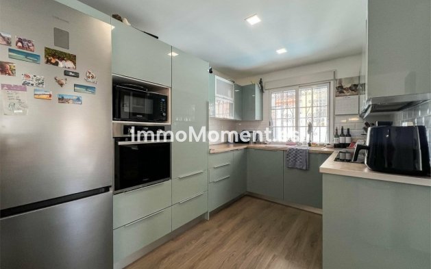 Resale - Detached villa - Orihuela - Villamartín