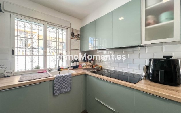 Resale - Detached villa - Orihuela - Villamartín