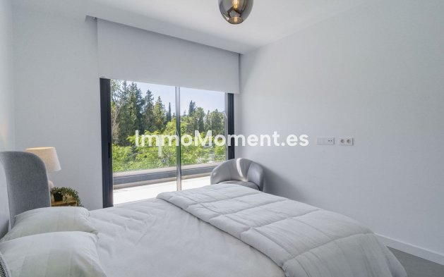 Wiederverkauf - Freistehende Villa - Estepona  - Estepona Centro