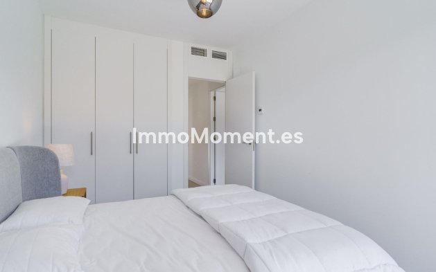 Wiederverkauf - Freistehende Villa - Estepona  - Estepona Centro
