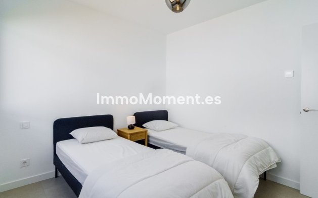 Wiederverkauf - Freistehende Villa - Estepona  - Estepona Centro