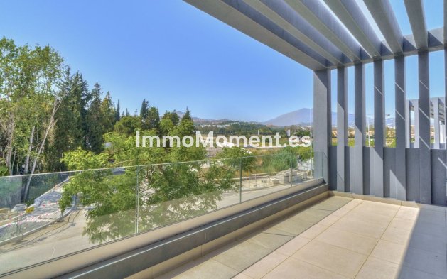 Wiederverkauf - Freistehende Villa - Estepona  - Estepona Centro