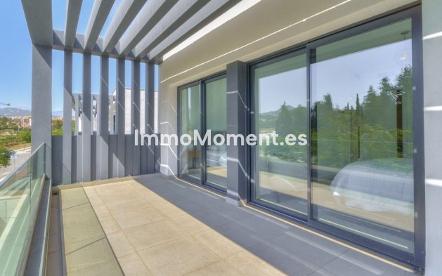 Wiederverkauf - Freistehende Villa - Estepona  - Estepona Centro