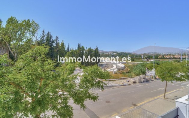 Wiederverkauf - Freistehende Villa - Estepona  - Estepona Centro