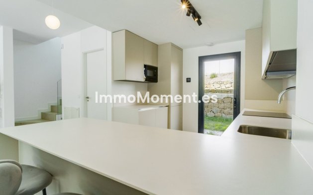 Wiederverkauf - Freistehende Villa - Estepona  - Estepona Centro