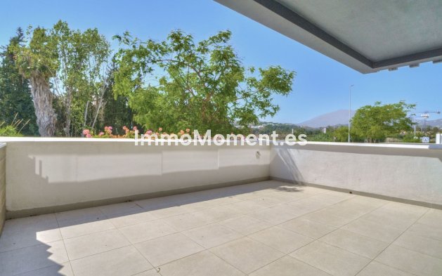 Wiederverkauf - Freistehende Villa - Estepona  - Estepona Centro