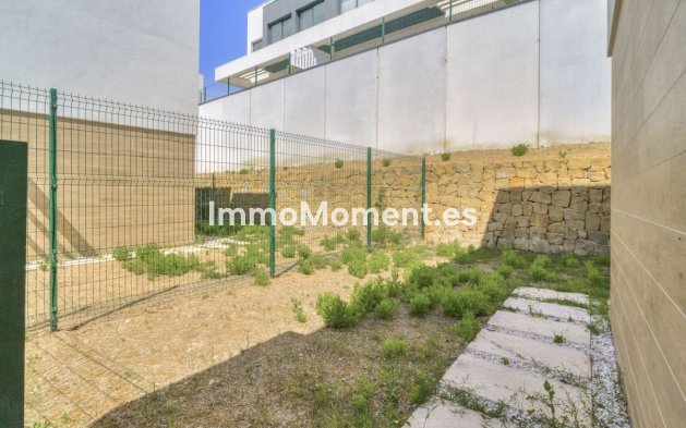 Wiederverkauf - Freistehende Villa - Estepona  - Estepona Centro
