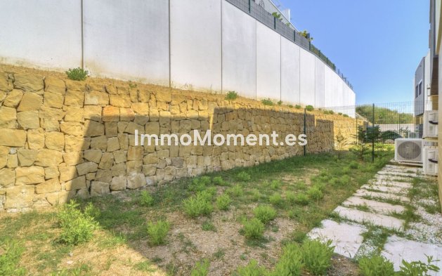Wiederverkauf - Freistehende Villa - Estepona  - Estepona Centro
