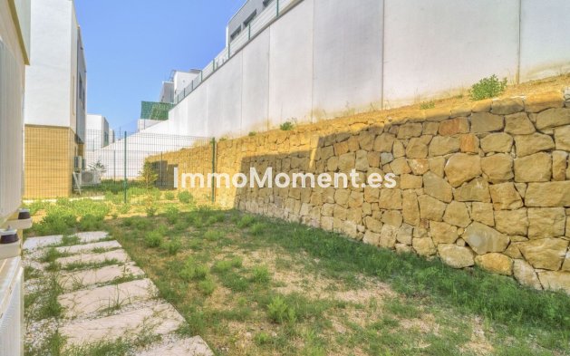 Wiederverkauf - Freistehende Villa - Estepona  - Estepona Centro