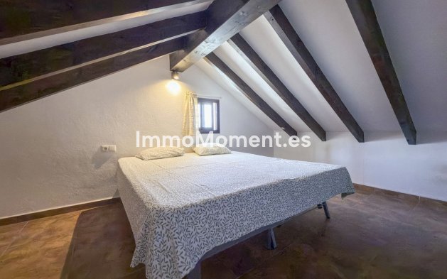 Reventa - Casa de campo - Interior  - Monda