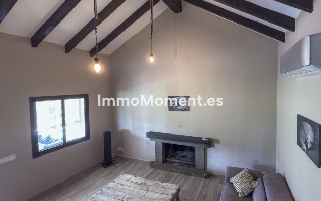 Reventa - Casa de campo - Interior  - Monda
