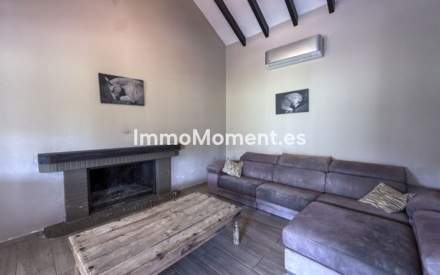 Reventa - Casa de campo - Interior  - Monda