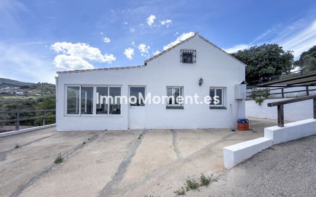 Reventa - Casa de campo - Interior  - Monda