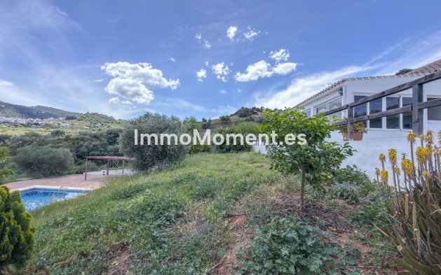 Reventa - Casa de campo - Interior  - Monda