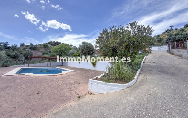 Reventa - Casa de campo - Interior  - Monda