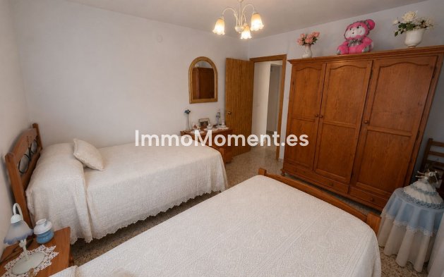 Wiederverkauf - Freistehende Villa - Casares - Casares Centro