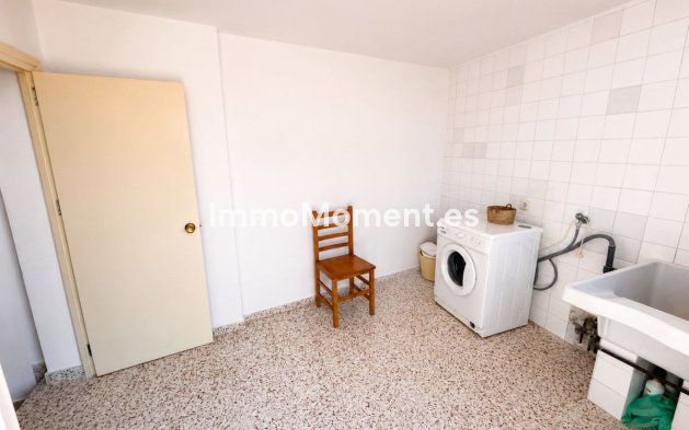 Wiederverkauf - Freistehende Villa - Casares - Casares Centro