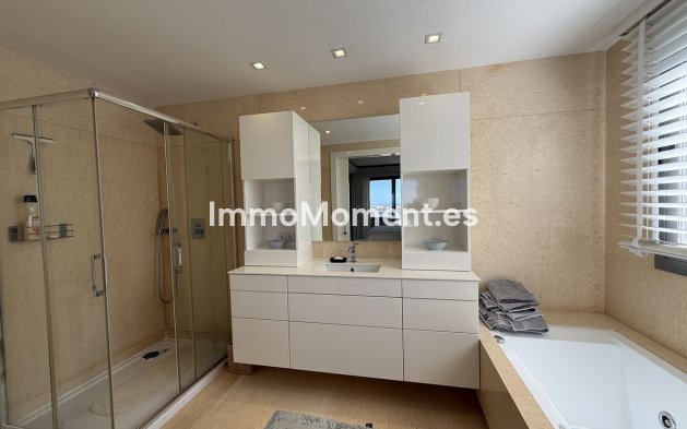 Resale - Apartment - Benahavís - Los Arqueros