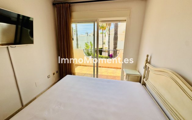 Resale - Townhouse - Marbella - Costabella