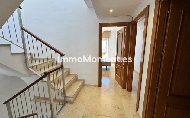 Resale - Townhouse - Marbella - Costabella