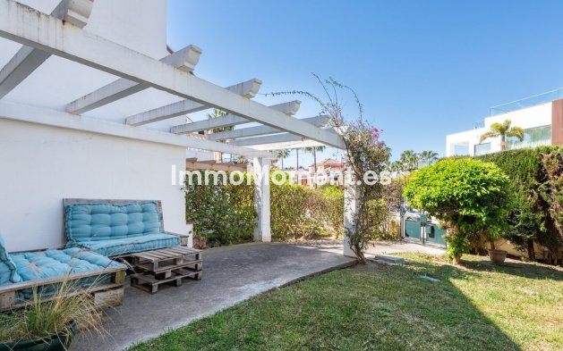 Bestaande woning - Rijtjeshuis - Estepona  - Atalaya
