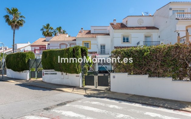 Bestaande woning - Rijtjeshuis - Estepona  - Atalaya