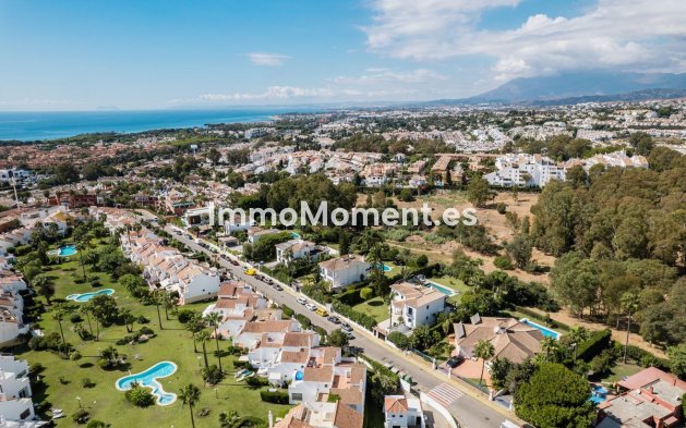 Bestaande woning - Rijtjeshuis - Estepona  - Atalaya