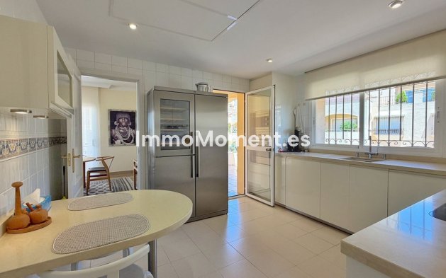 Wiederverkauf - Wohnung - Marbella - Elviria